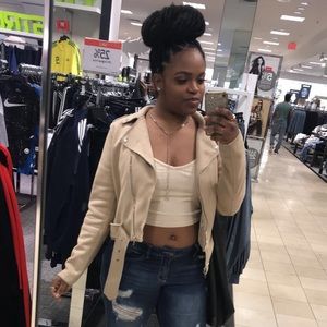 Meet your Posher, Josefine